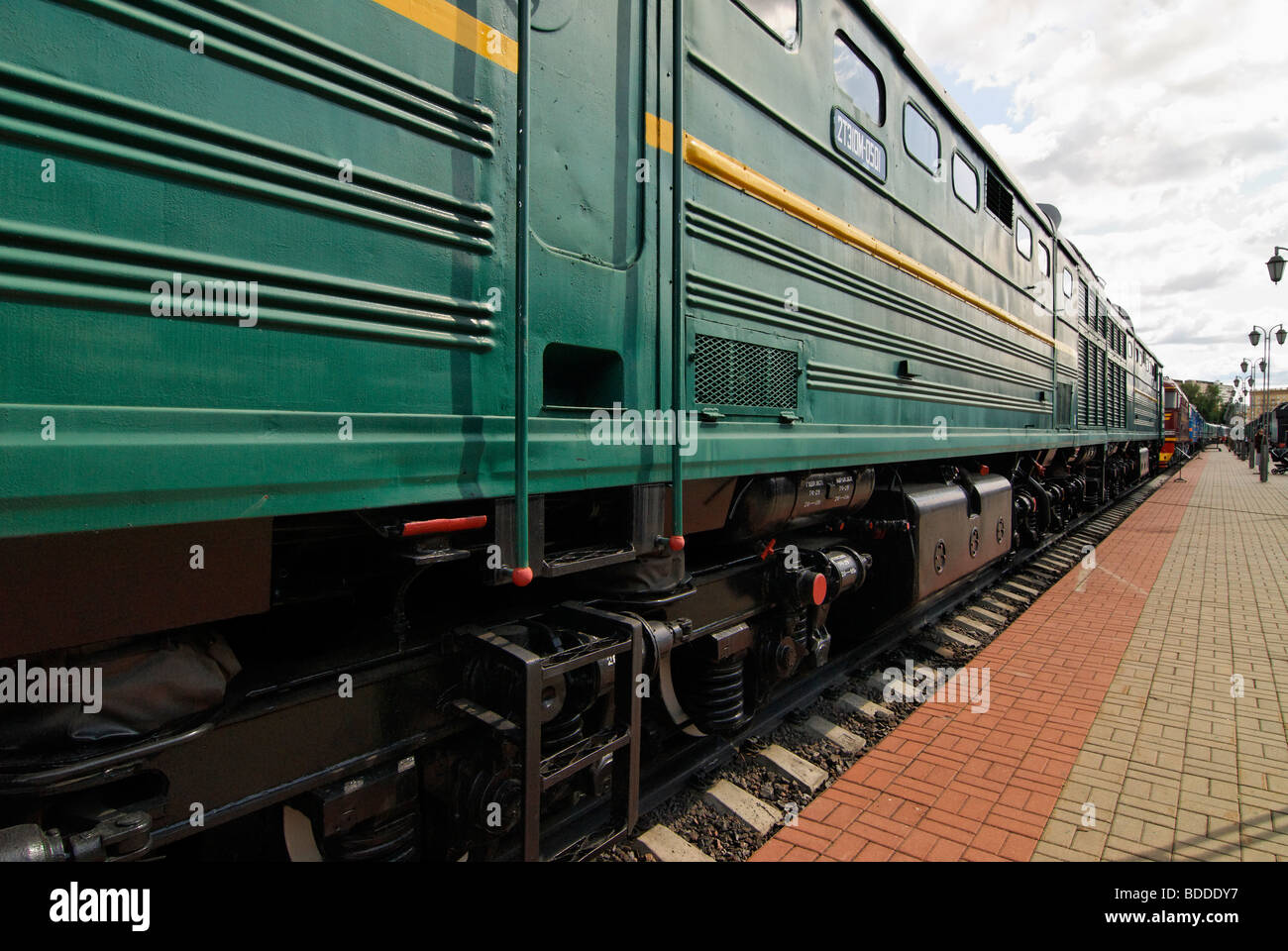 Diesel locomotive side view hi-res stock photography and images - Alamy
