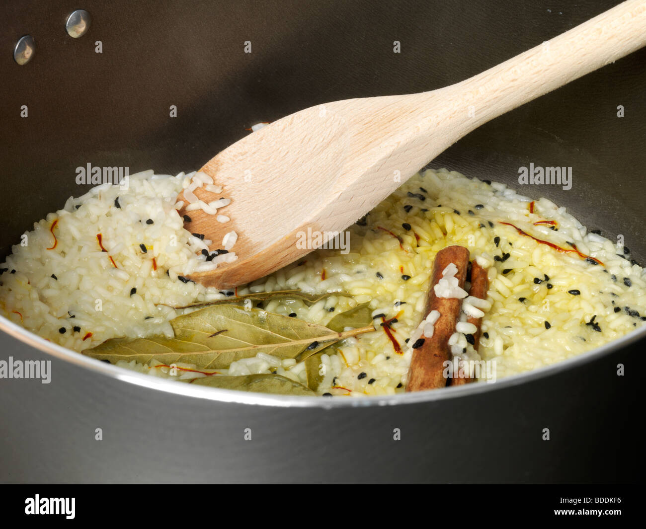 Shot 8 (Cooking Fragrant Rice Lid Off Stock Photo Alamy