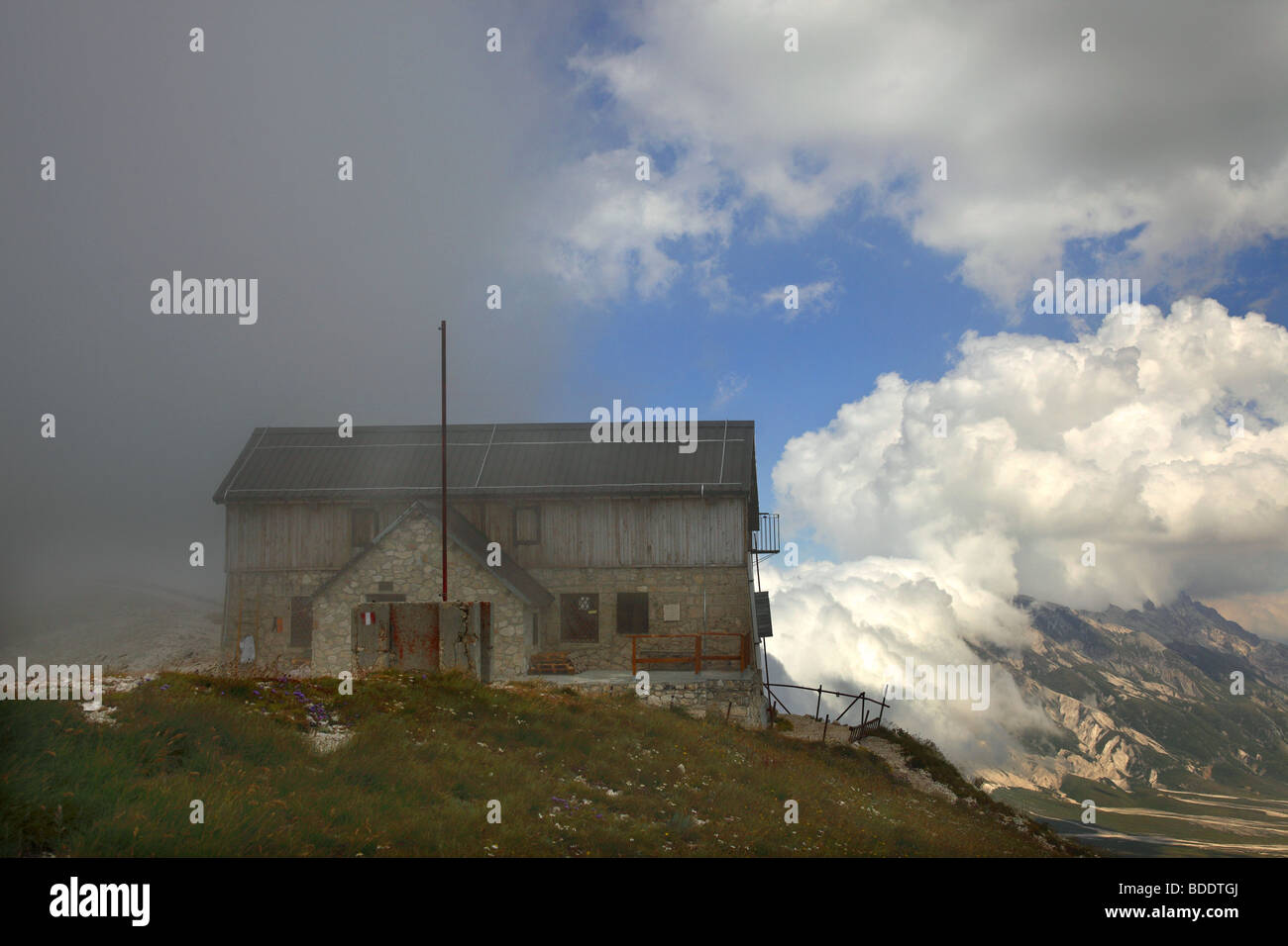 The Rifugio Duca degli Abruzzi on the Portella ridge that seperates Campo Imperatore from Val