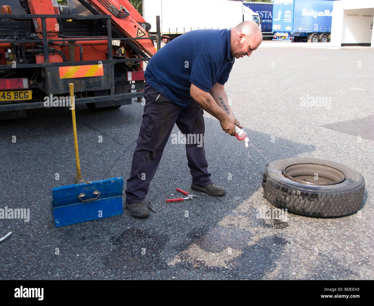 Lorry tyre hires stock photography and images Alamy