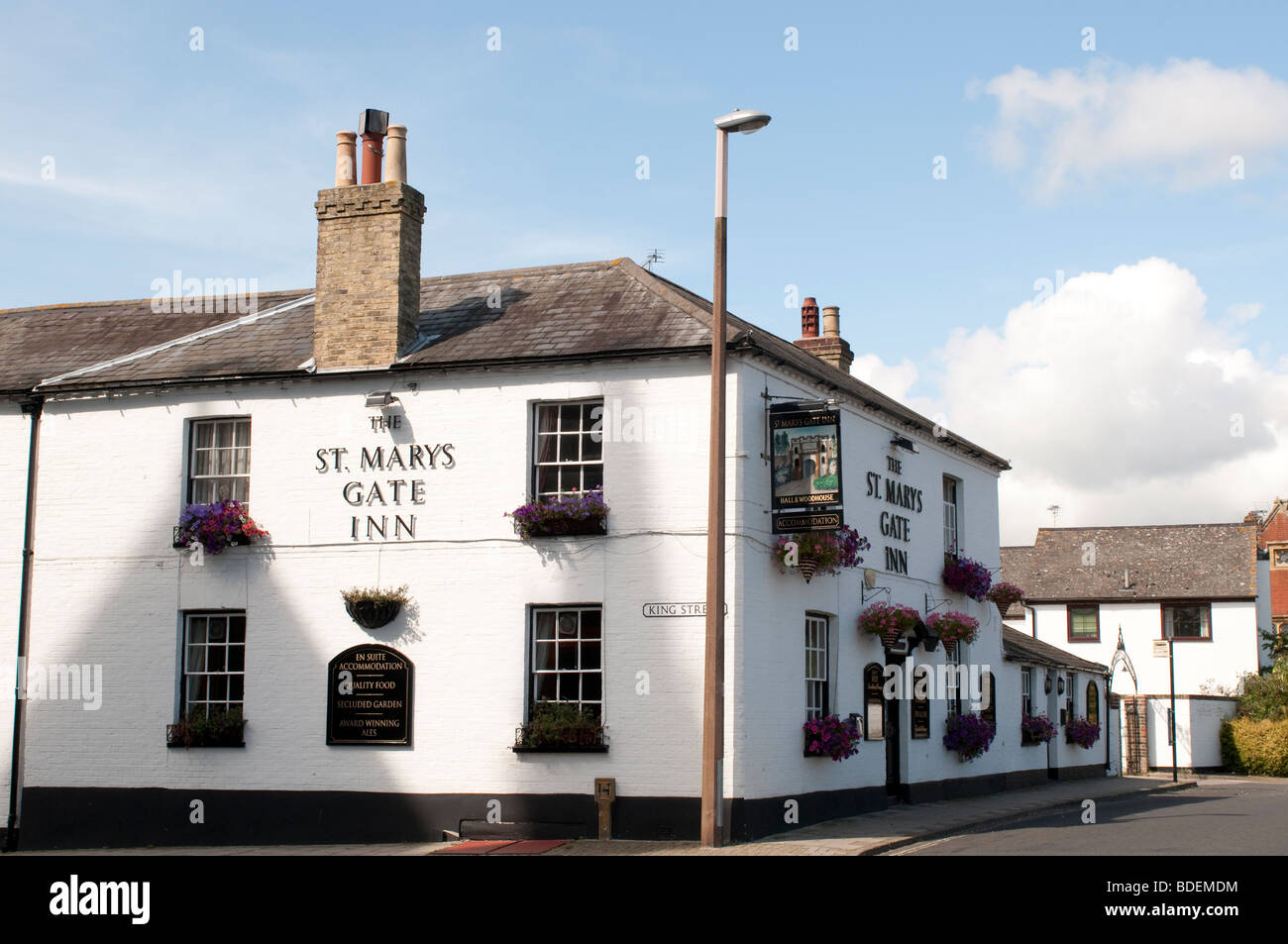 Pub Gate Hi Res Stock Photography And Images Alamy