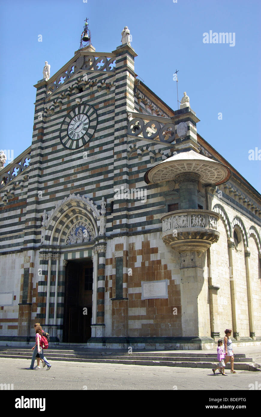 Cathedral of S. Stefano, Prato with the pulpit of Donatello and