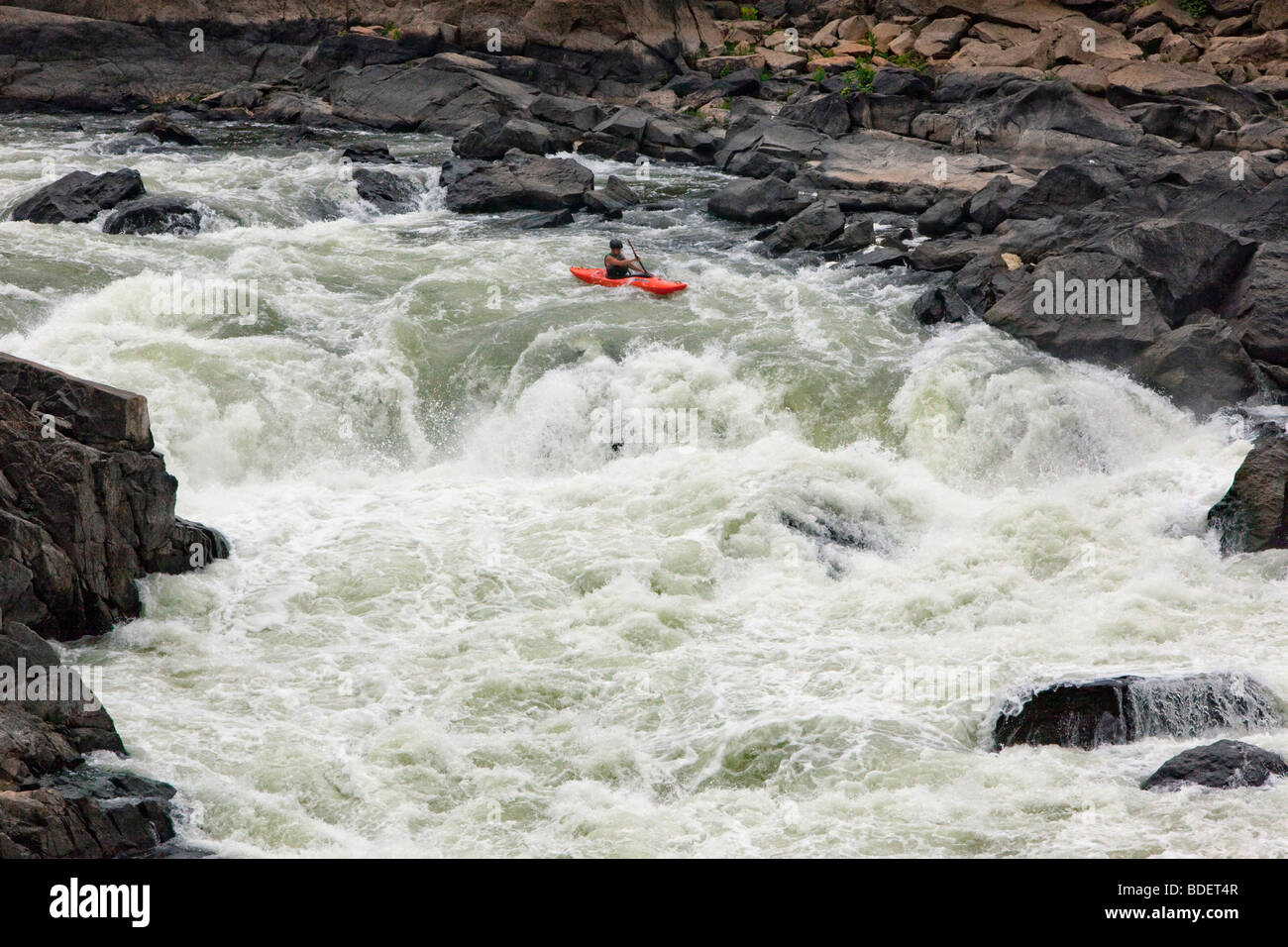 Running The Great Falls of the Potomac River. They are the steepest and most spectacular fall line rapids of any river in the US Stock Photo
