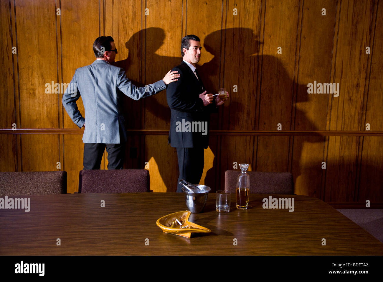 1950s office drinks hi-res stock photography and images - Alamy