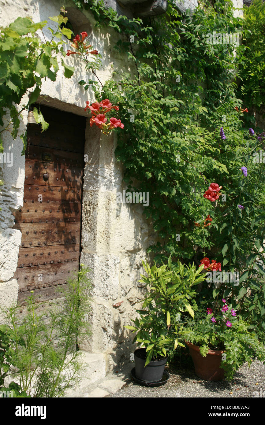 Close of a door in the medieval bastide of Issigeac, Perigord Pourpre Stock Photo