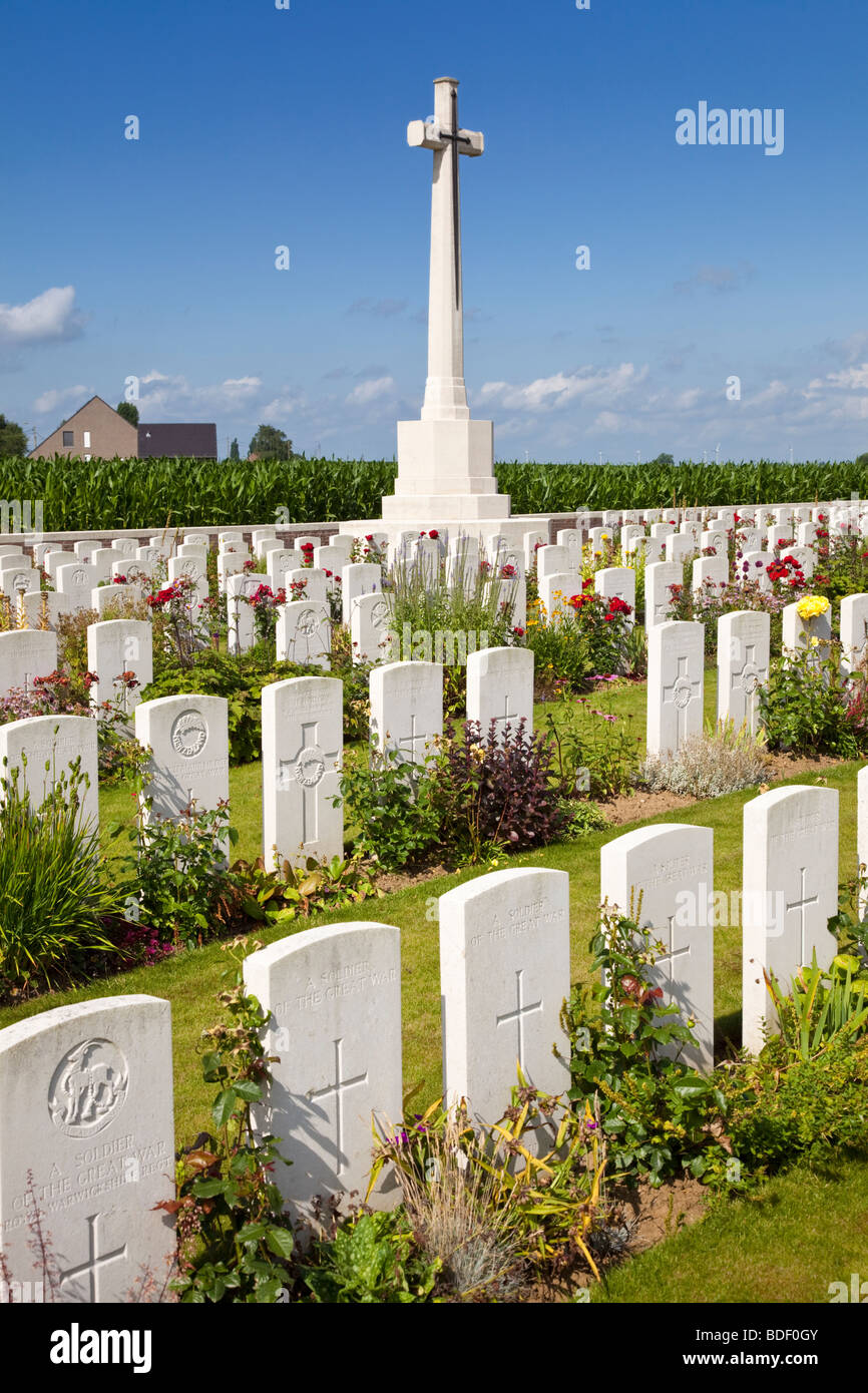 Dochy Farm, Belgium, a World War 1 British commonwealth military cemetery with WWi war graves, Ypres, Flanders, Belgium, Europe Stock Photo