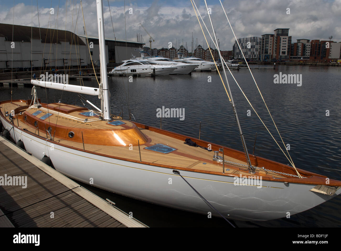 spirit yachts uk