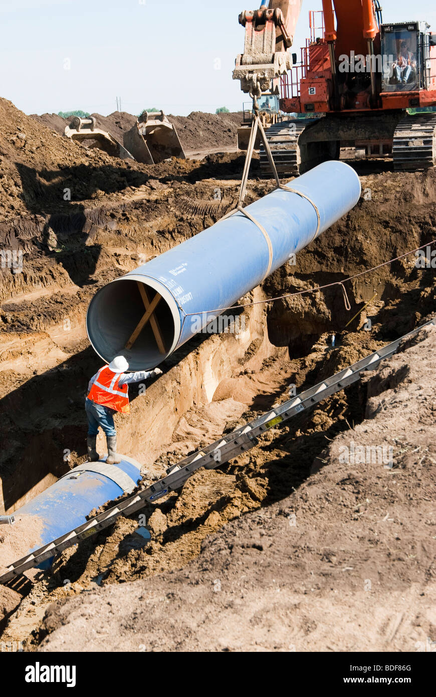 Signalling Pipe Signaling system hi-res stock photography and images - Alamy