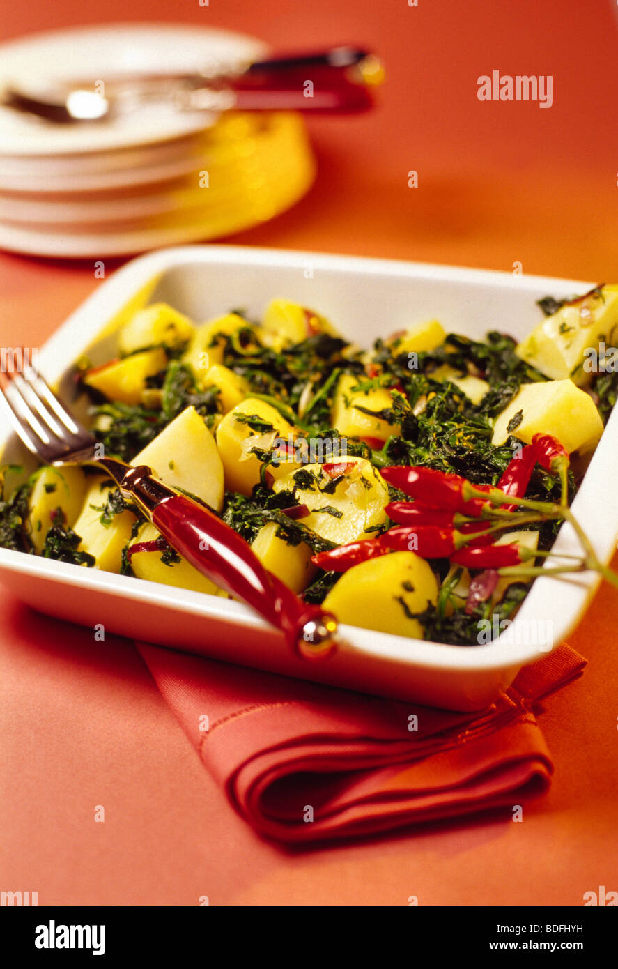 Indian Food - Potatoes with Spinach Stock Photo - Alamy