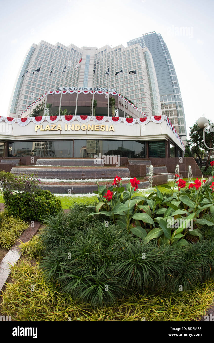 Indonesia, Java, Jakarta, Plaza Indonesia, Grand Hyatt Hotel entrance ...