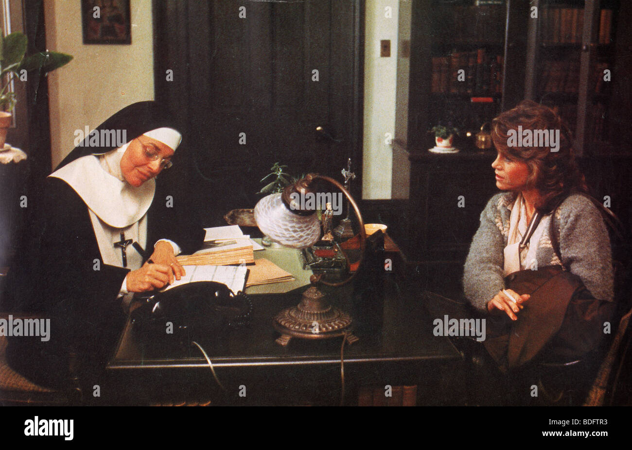 AGNES OF GOD - 1985 Columbia film with Jane Fonda at right and Anne Bancroft Stock Photo