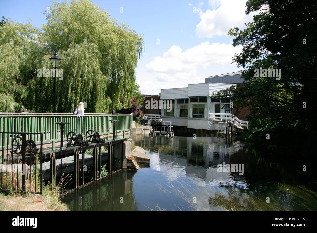 The River Lea in Hertford Town Centre Stock Photo