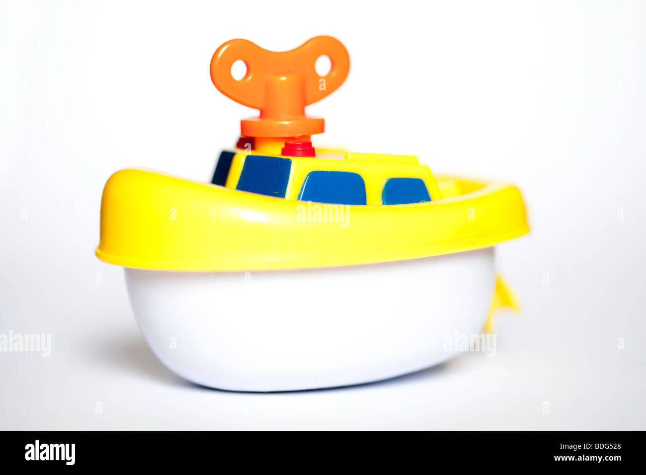 wind up toy boat