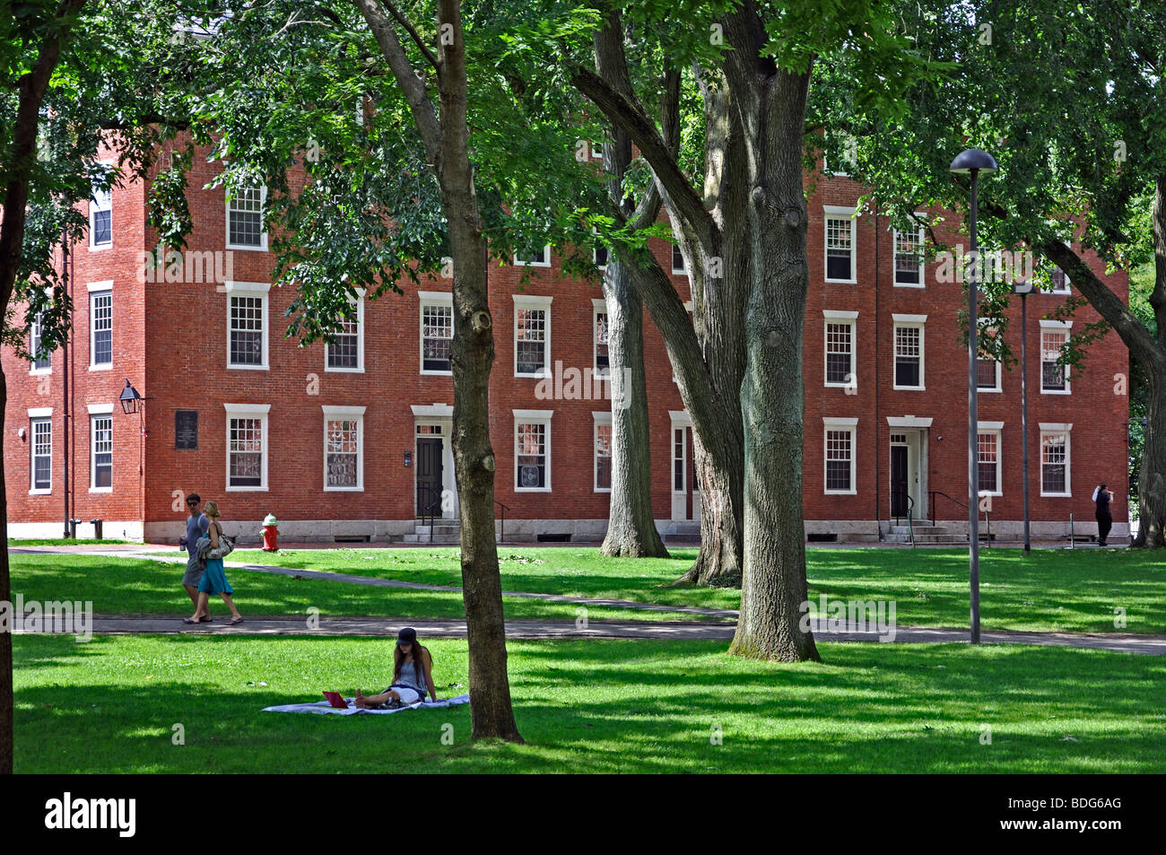 Harvard University campus in Cambridge, Massachusetts Stock Photo Alamy