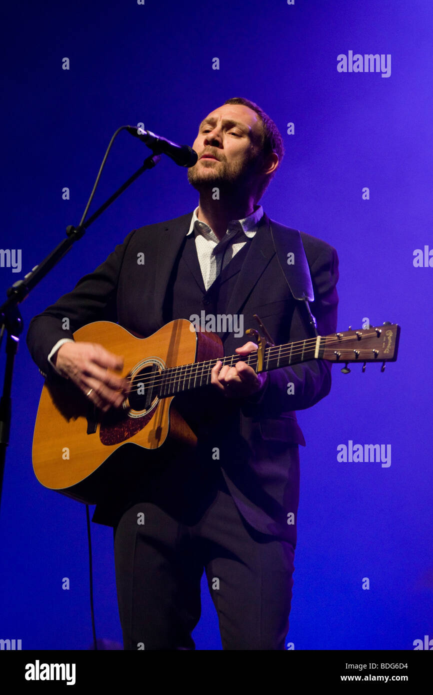 David Gray Singer And Wife