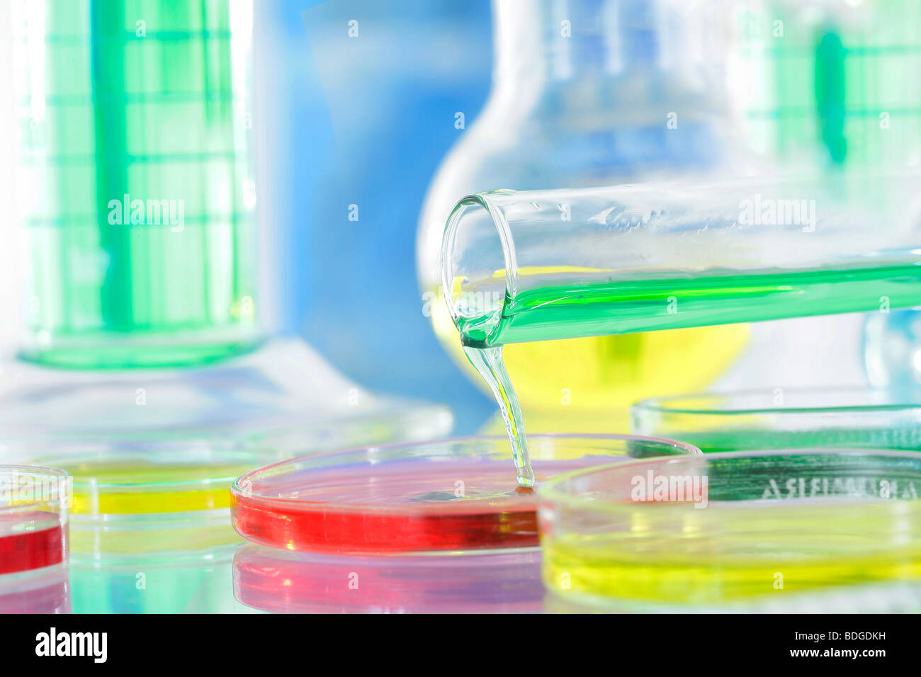 Laboratory material hires stock photography and images Alamy