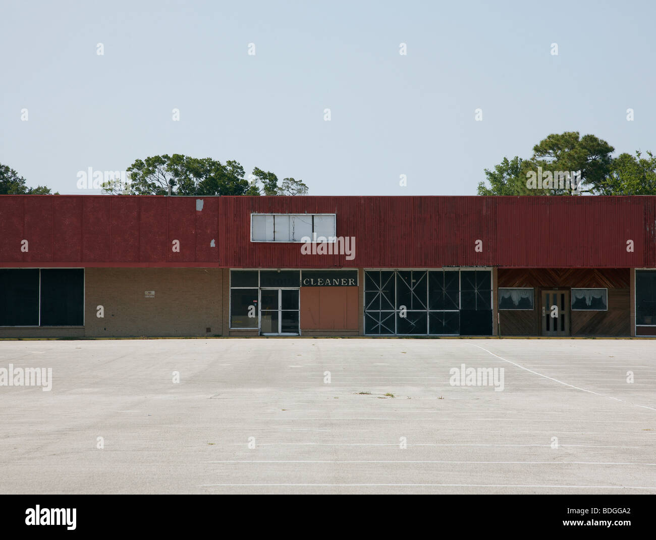 abandoned shopping center in Florida Stock Photo