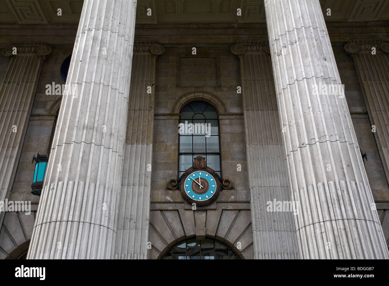 Dublin post office bullet holes hires stock photography and images Alamy