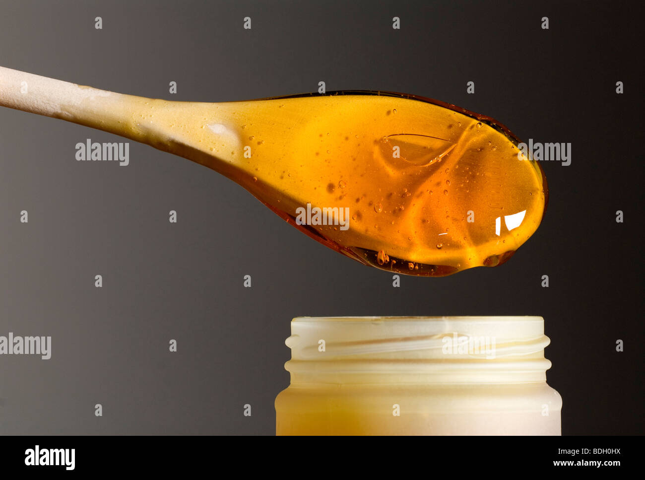 Download Clear Honey High Resolution Stock Photography And Images Alamy Yellowimages Mockups