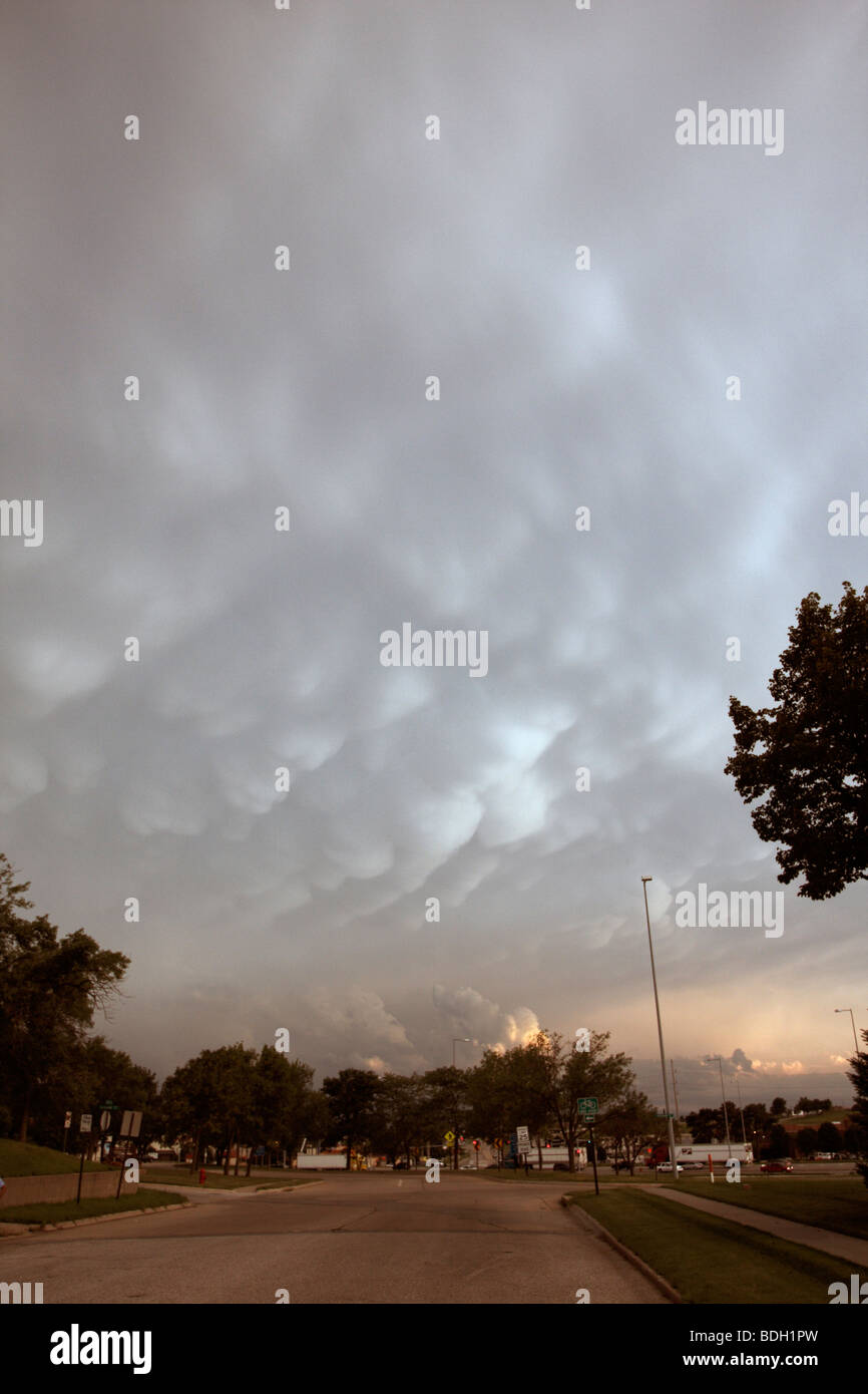 Mammatus cloud formation over Lincoln, Nebraska Stock Photo