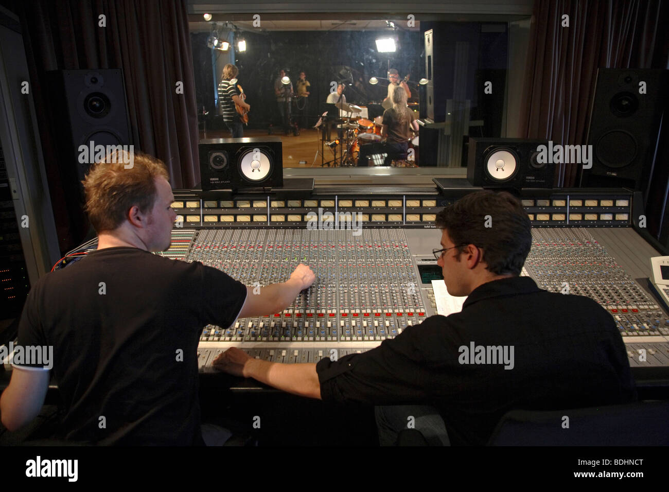 Sound Engineering Course High Resolution Stock Photography and Images -  Alamy