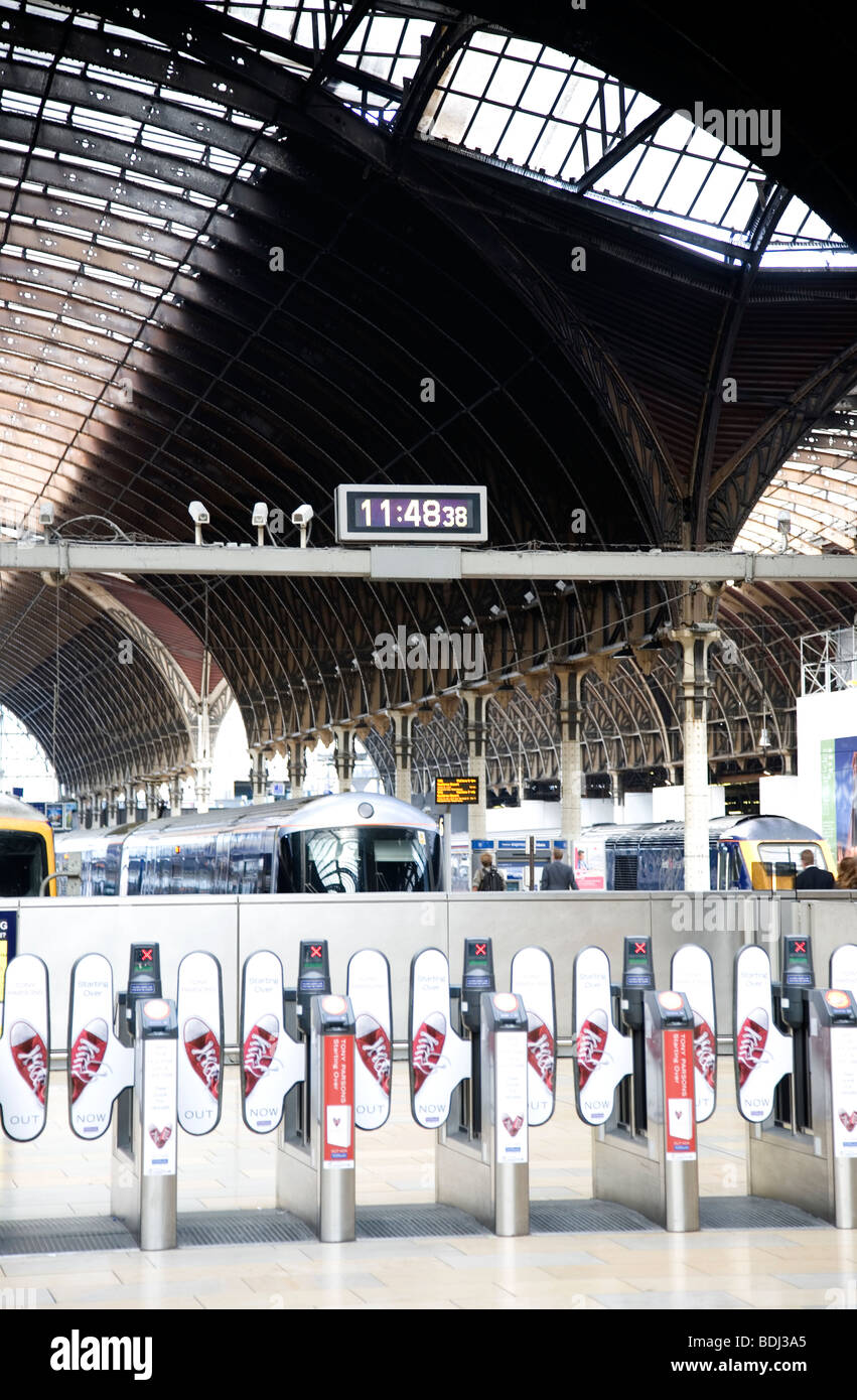 Paddington Station London UK Stock Photo Alamy