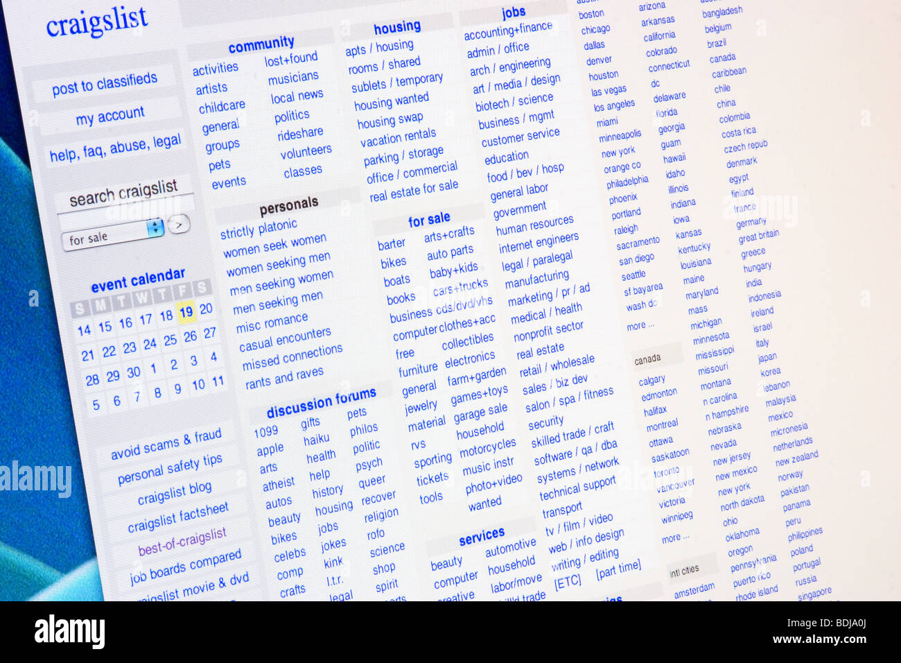 Craigslist screen hi-res stock photography and images - Alamy