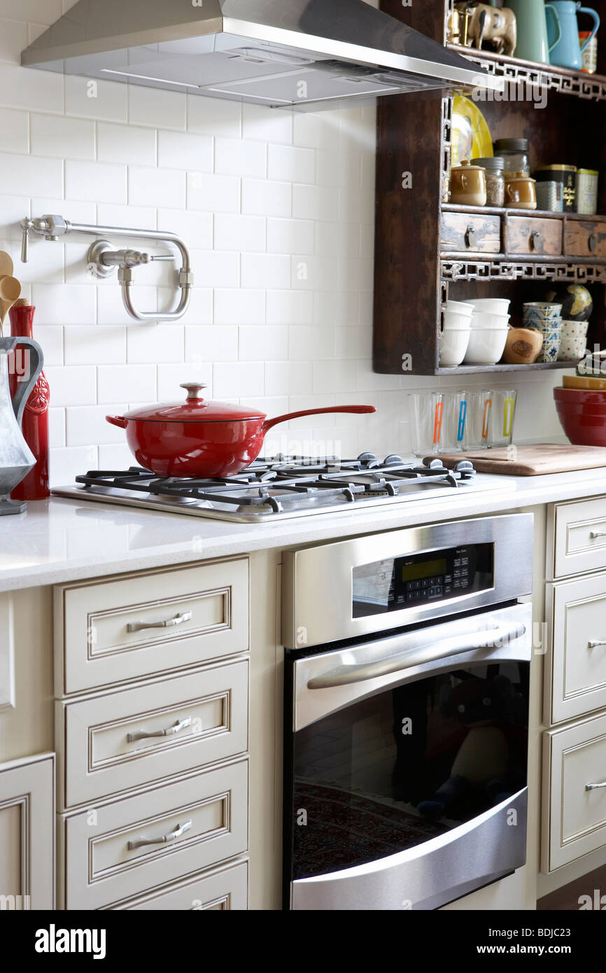 Stove in Kitchen Stock Photo Alamy