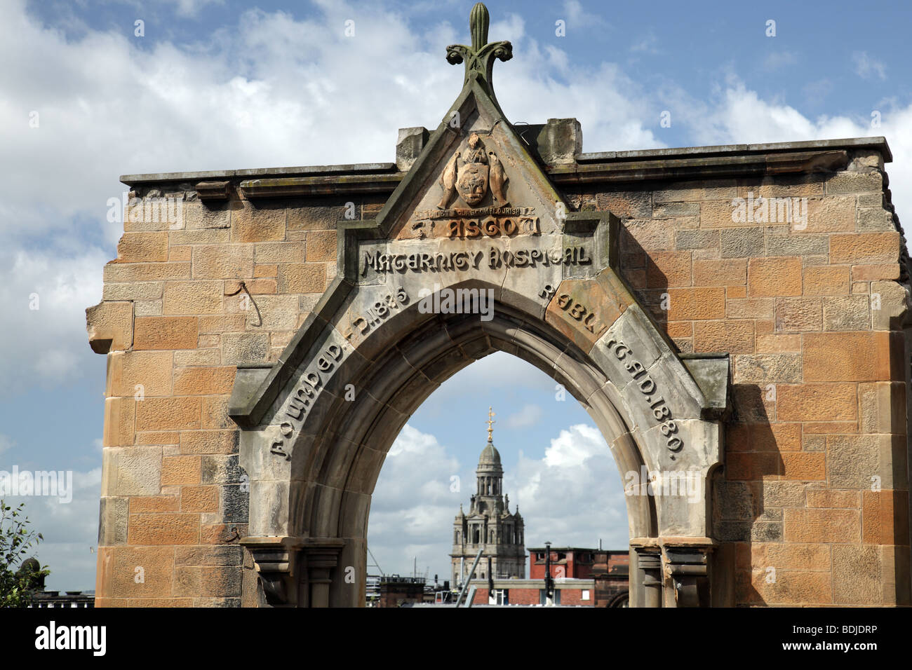 Dome of the City Chambers viewed through the Rottenrow Arch, Glasgow, Scotland, UK Stock Photo