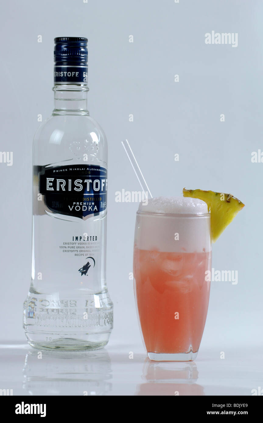 Eristoff vodka pineapple and fruit cocktail Stock Photo - Alamy