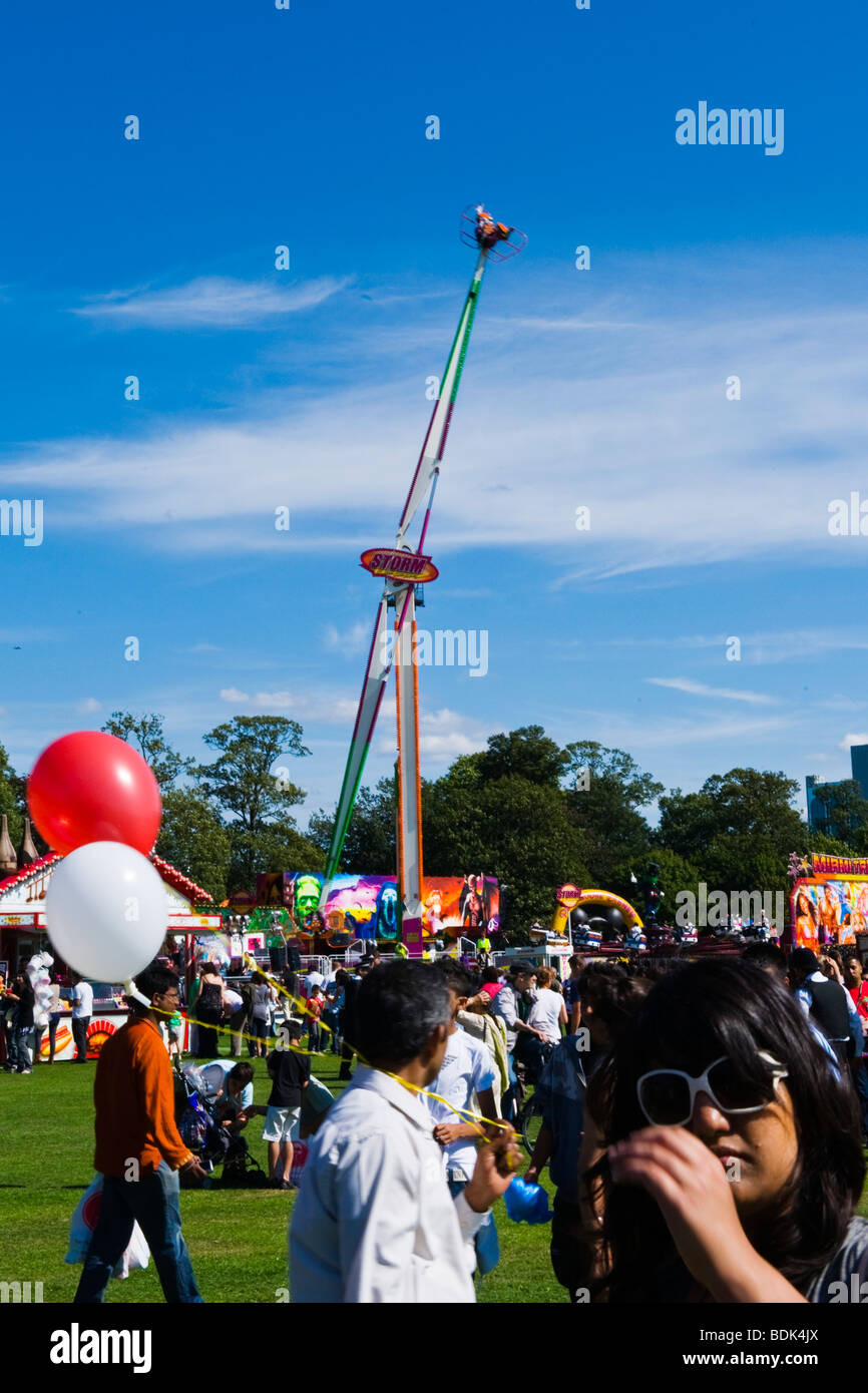 Gunnersbury Park , London Mela South Asian Festival , crowds & balloons