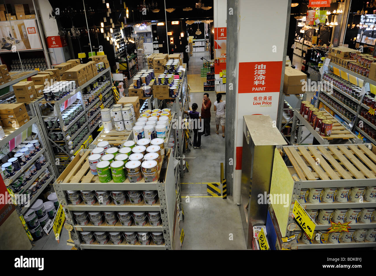 B&q hires stock photography and images Alamy