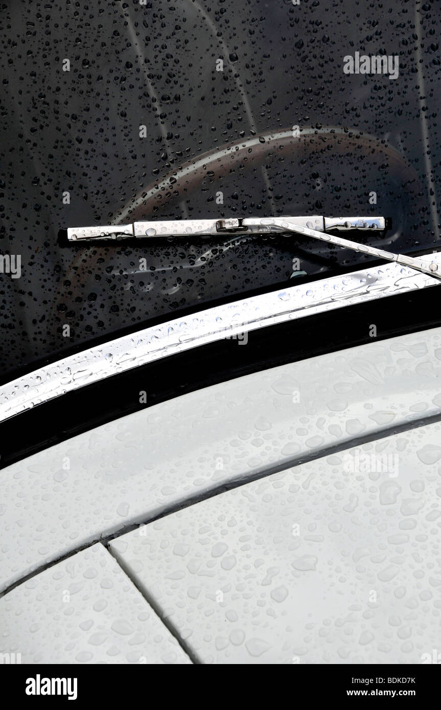 windscreen car mg midget rain wipers 1970 classic car Stock Photo Alamy