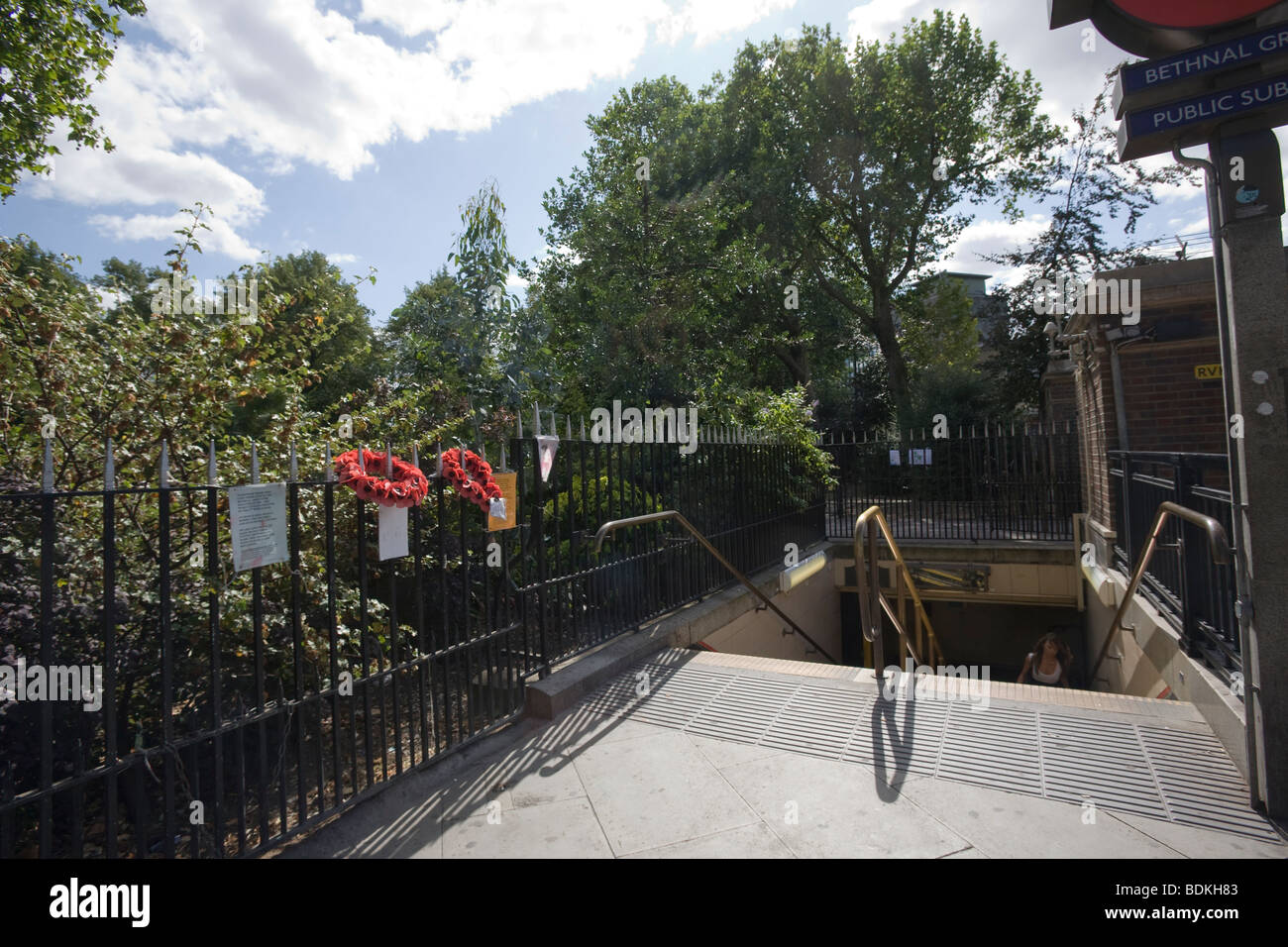 Underground bethnal green hires stock photography and images Alamy