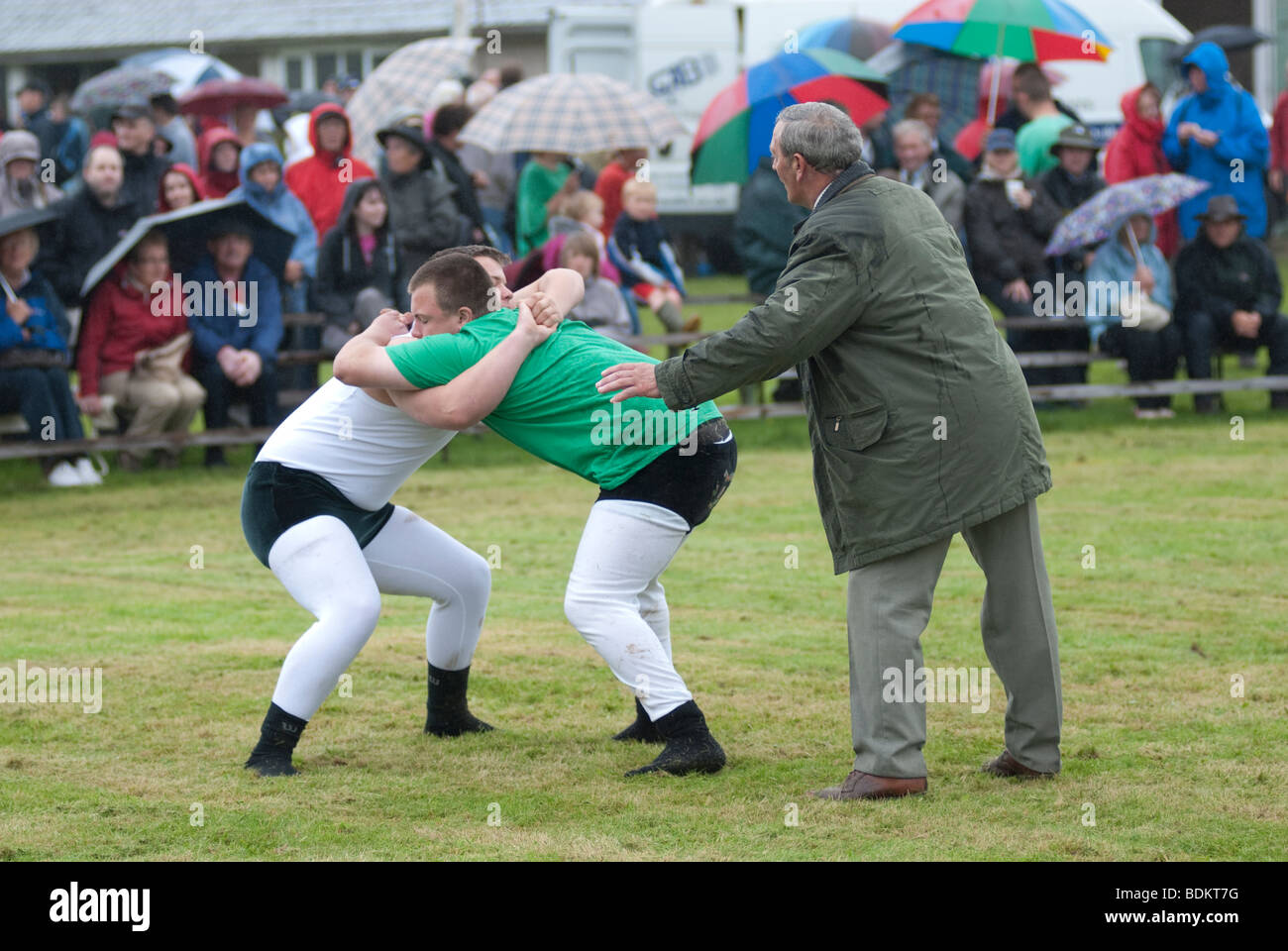Traditional sports such as Cumberland wrestling take place at the Grasmere Show Stock Photo