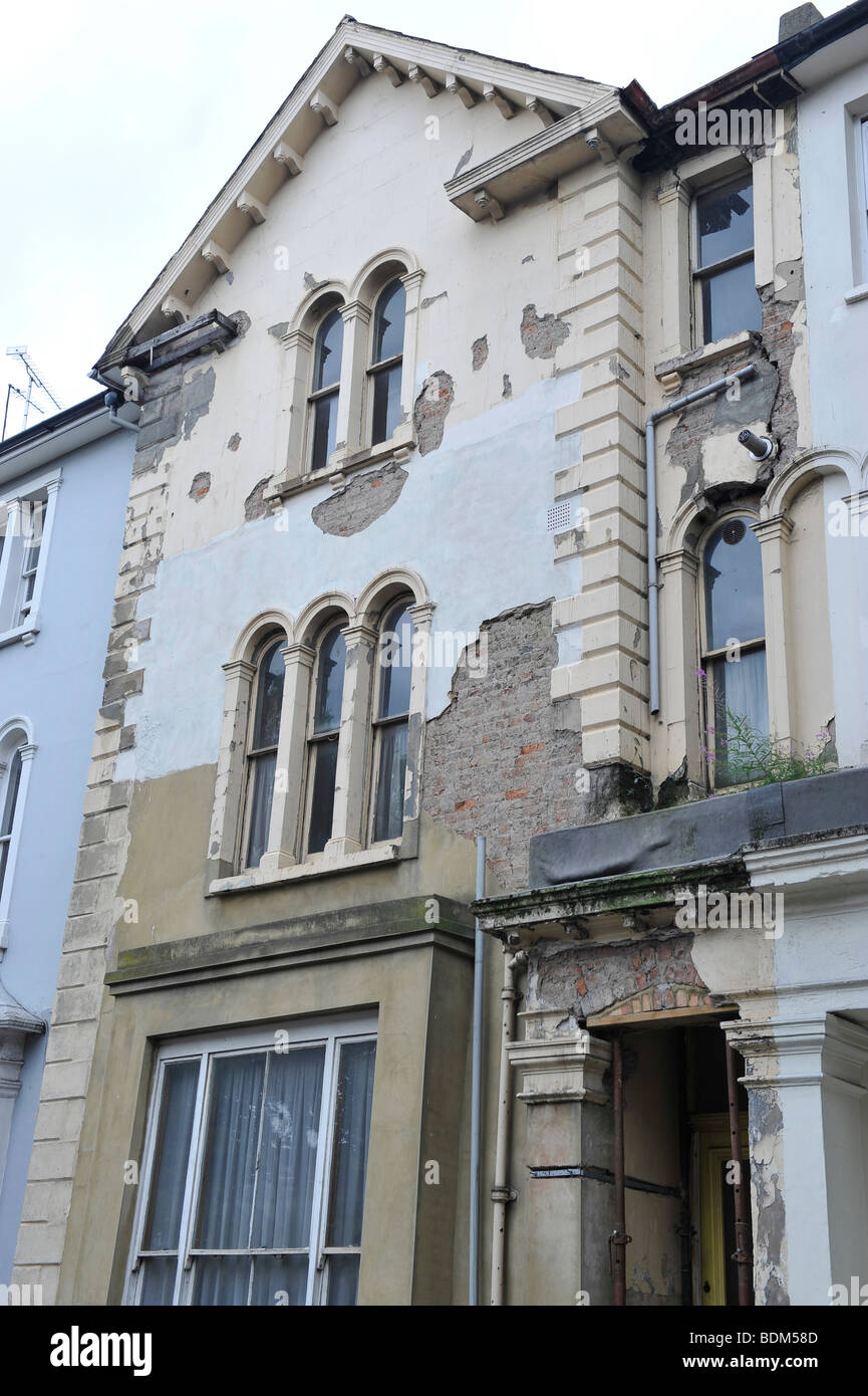 Old run down building Stock Photo Alamy