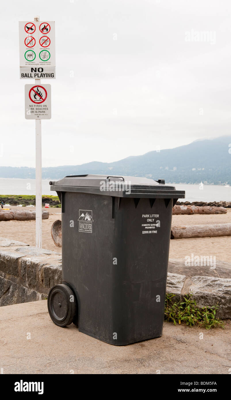Rubbish prohibited sign hires stock photography and images Alamy