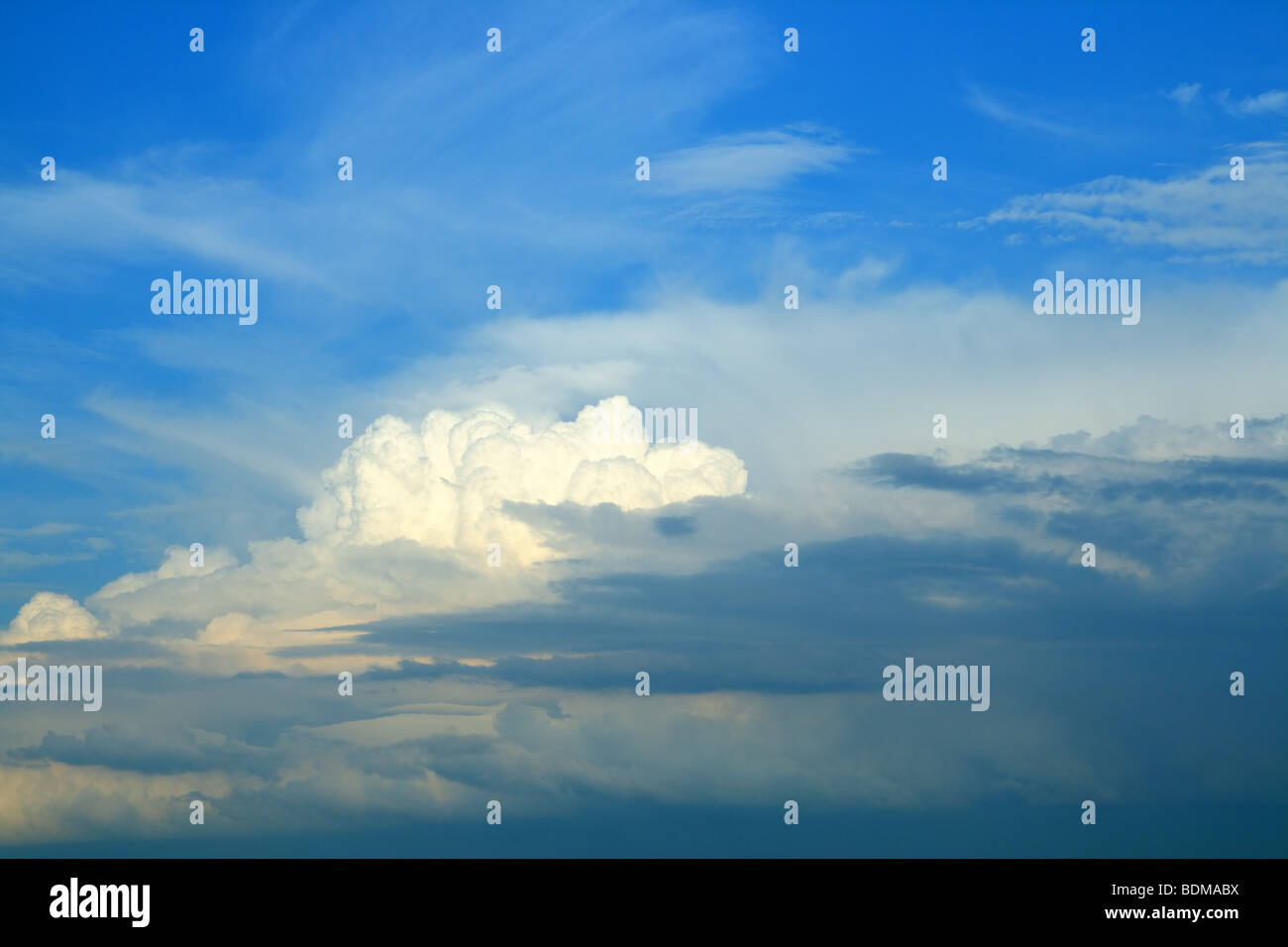 blue sky with cumulus clouds background Stock Photo - Alamy