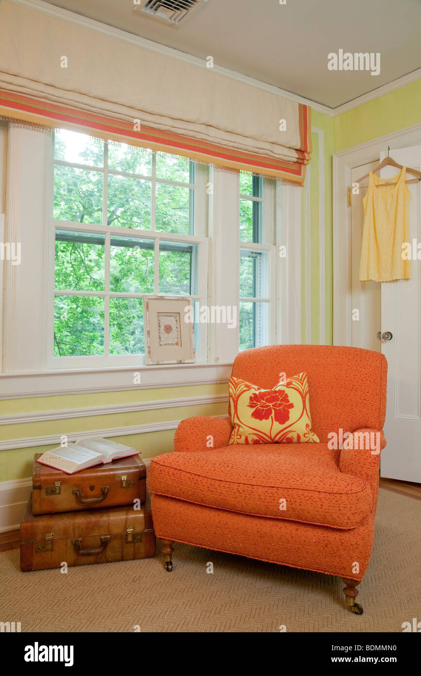 Antique sitting room hi-res stock photography and images - Alamy