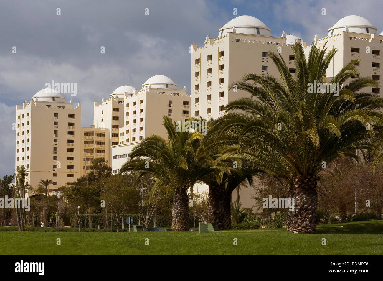 Algarve, Hotels, Praia da Rocha, Strand zwischen Portimao und Alvor, Region Algarve, Faro, Fassade, Hotel Stock Photo
