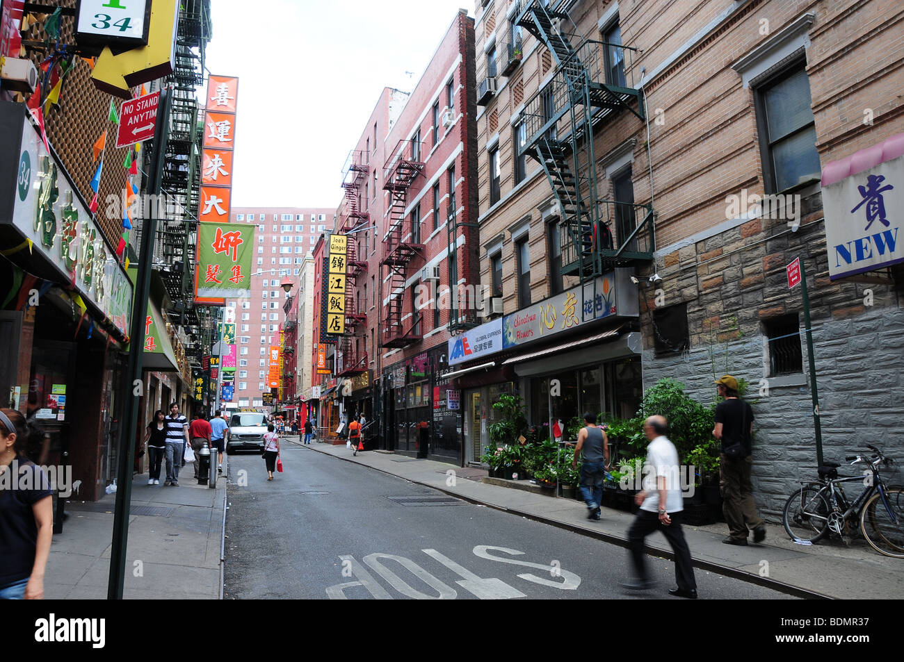 Chinatown New York, streets and buildings Stock Photo Alamy