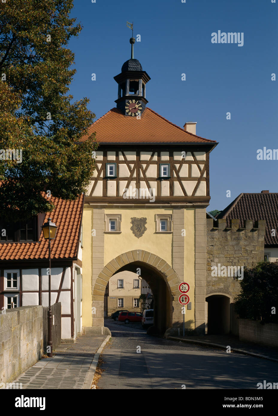 Königsberg in Bayern, Haßfurter Tor, Feldseite. Fassung von 1715 Stock Photo