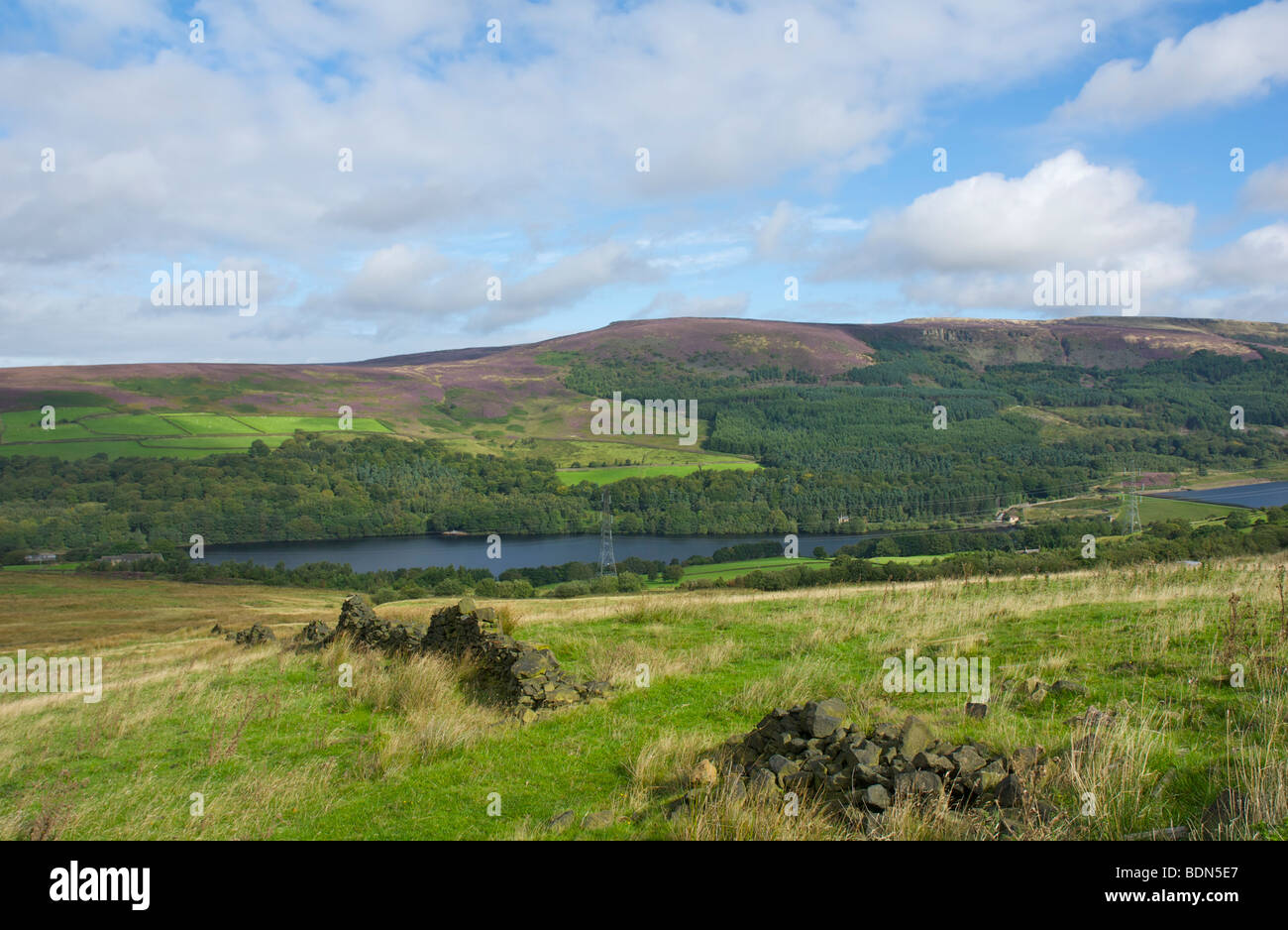 Valehouse Reservoir, Longdendale, Peak National Park, Derbyshire ...