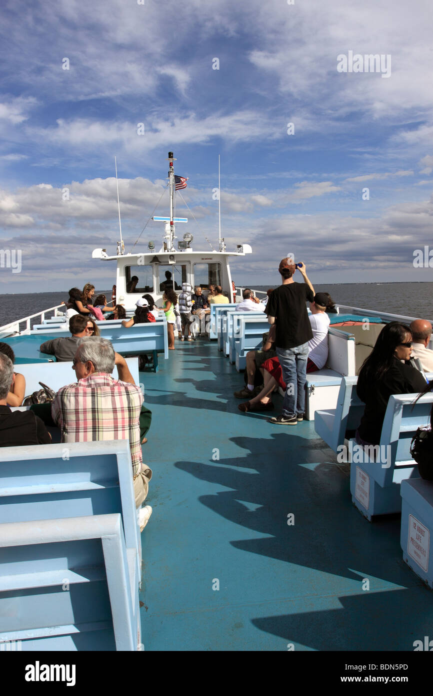 Fire island ferry hires stock photography and images Alamy