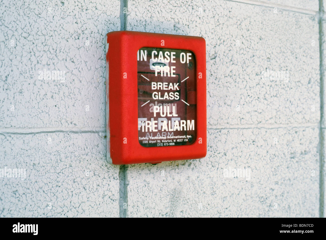 emergency alert public school warn safe prepare caution plan break glass pull Stock Photo