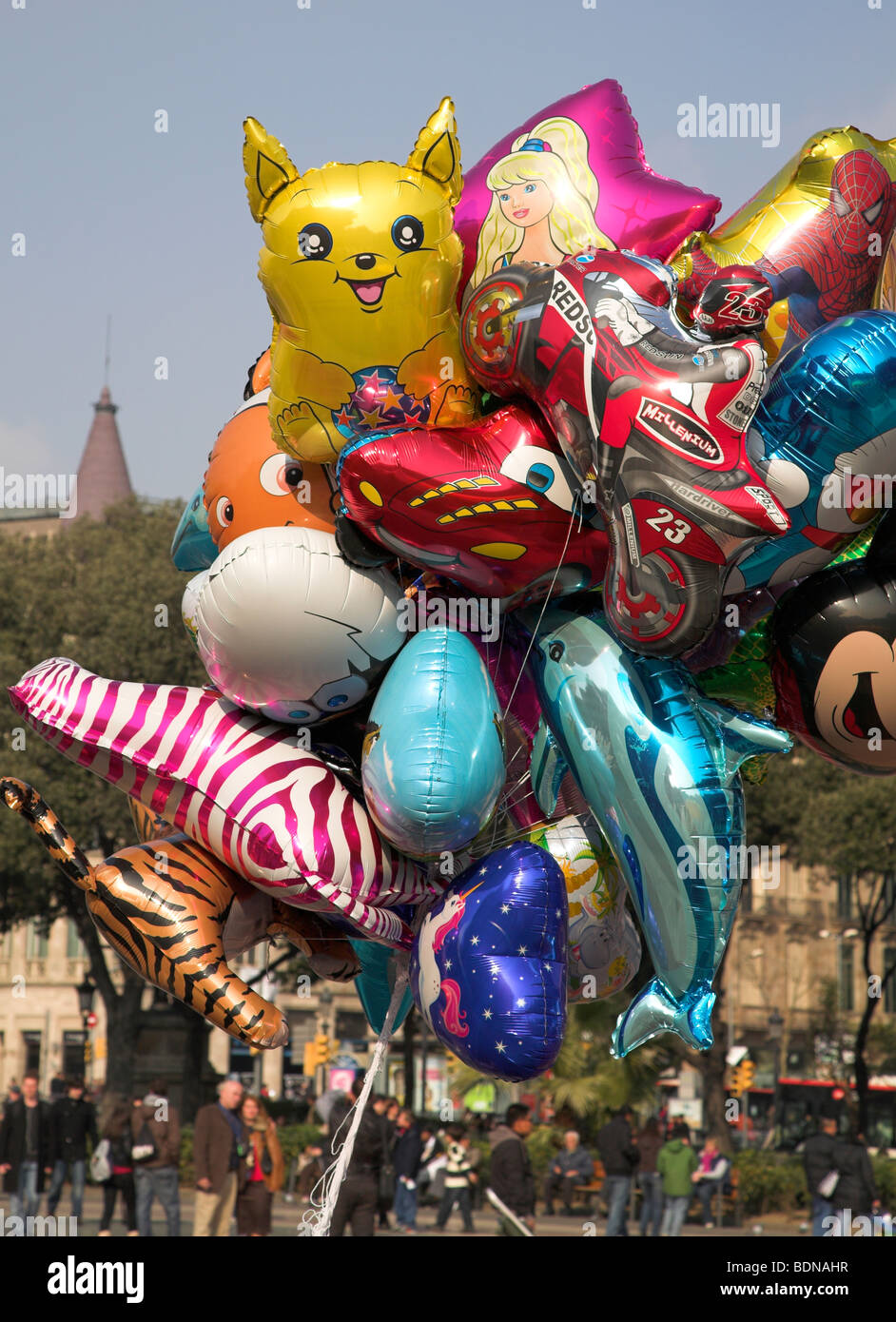 Special shapes balloons hi-res stock photography and images - Alamy