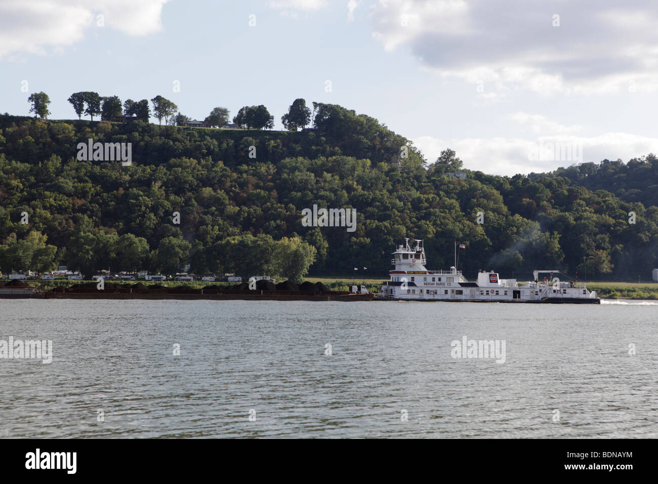 MadisonMilton Bridge crosses the Ohio River from Madison, Indiana