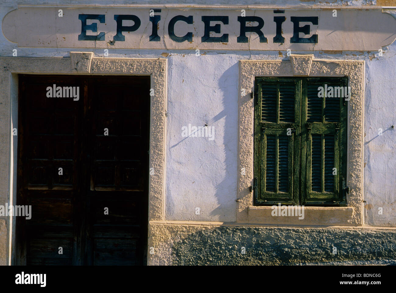 Epicerie france hi-res stock photography and images - Page 3 - Alamy