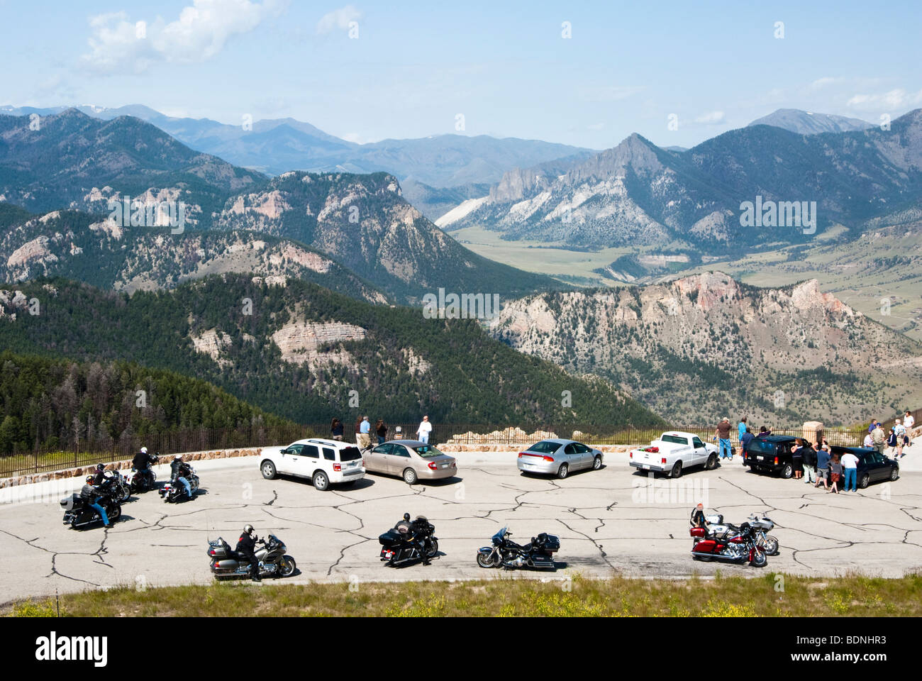 tourists at the dead indian overlook along the Chief Joseph Scenic Byway in Wyoming Stock Photo