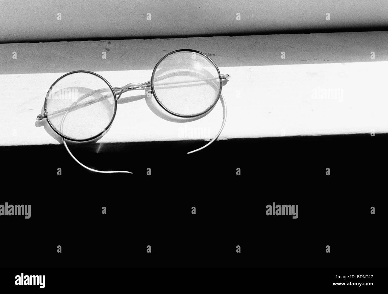 Old fashioned spectacles Stock Photo Alamy